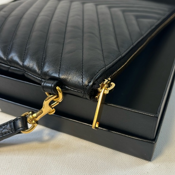 EUC YSL Clutch/IPAD CASE - Picture 6 of 14